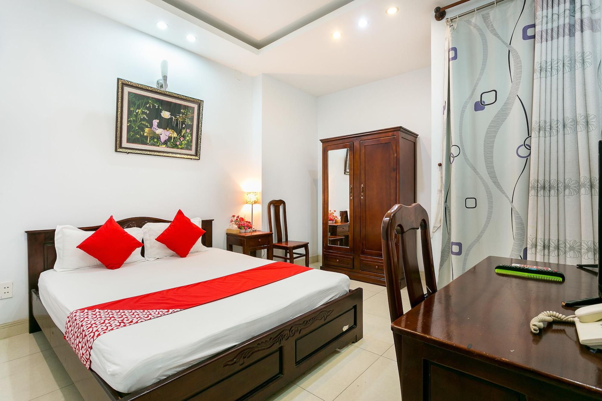 Oyo 130 Tuan Long Hotel Bandar Ho Chi Minh Luaran gambar