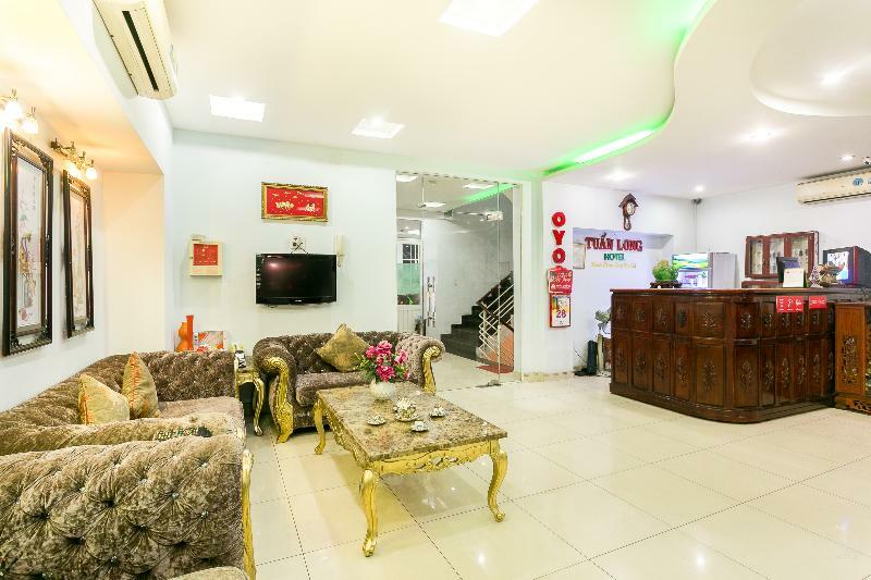 Oyo 130 Tuan Long Hotel Bandar Ho Chi Minh Luaran gambar